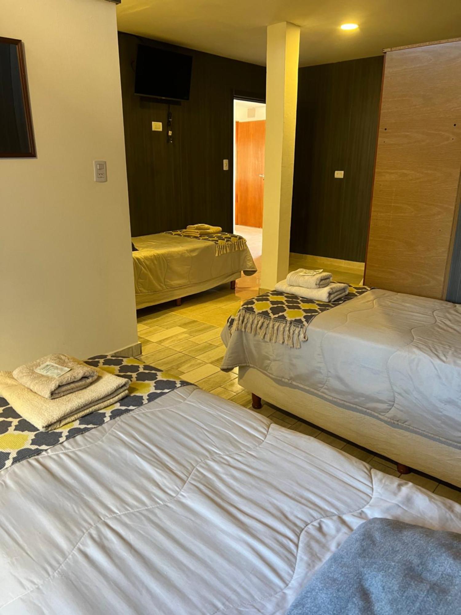 Ms Hotel Campos 26 Ushuaia Buitenkant foto